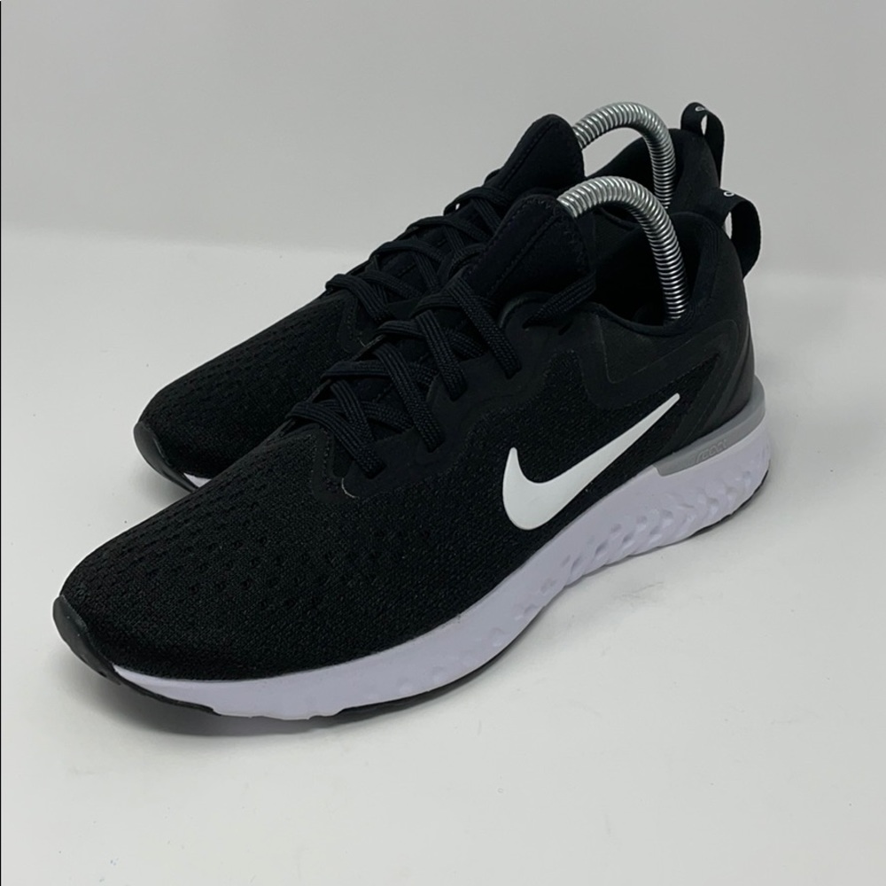 Nike Women’s Odyssey React Running Shoes Size 8.5
